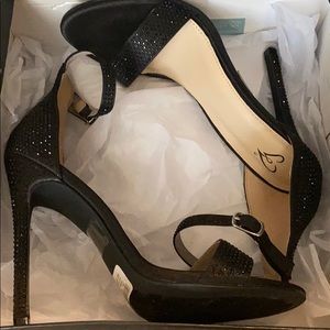 Windsor heels